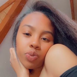 Meet your Posher, Kanani